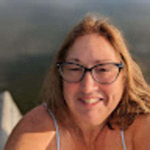 Meet your Posher, Linda